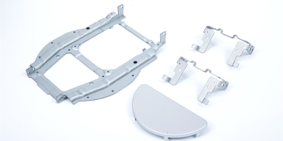 Beschreiben Sie kurz die technischen Anforderungen von Stanzverarbeitungsanlagen für die mechanische Bearbeitung(pic1)