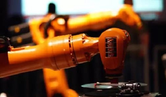 14万台の輸入量は、中国の産業用ロボットの研究開発製造能力にはまだ向上の余地がある(pic1)