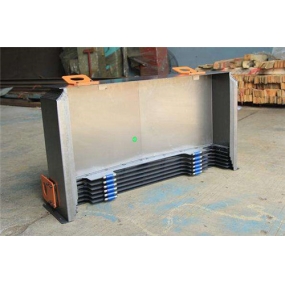 Sheet metal processing of steel plate cover