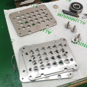 Cómo optimizar el proceso de mecanizado de los tornos CNC para mejorar la eficiencia