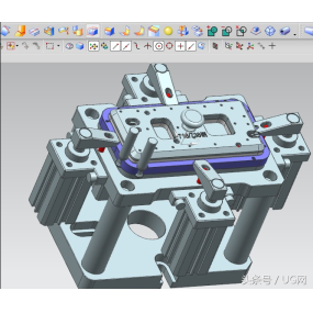 CNC-bewerking geeft automatisch de cilinder vrij